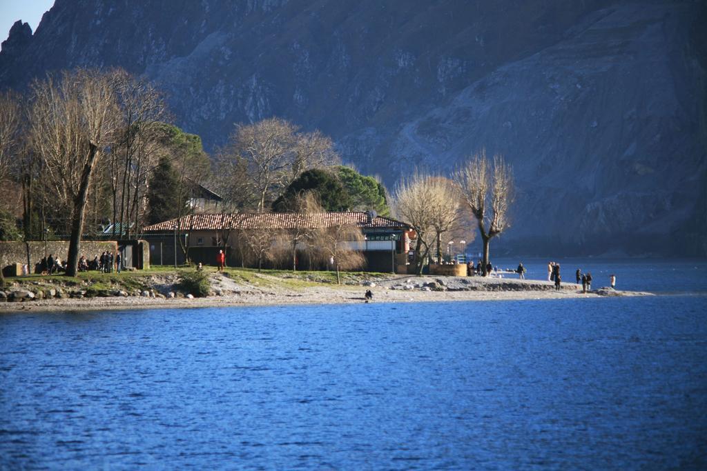 A...Fior Di Lago Аббадия Лариана Экстерьер фото
